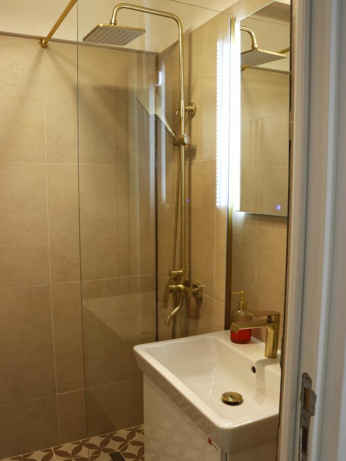 Mina City Center Apartment Amzei Bukarest Kültér fotó